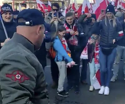 UchoSorosa - Cud na marszu niepodległości 
Mała dziewczynka dostała stygmatów 
Świę...