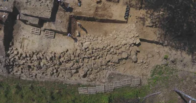 ArcheologiaZywa - Góra Zyndrama będzie atrakcją turystyczną. Gmina kupiła "Mykeny Pół...