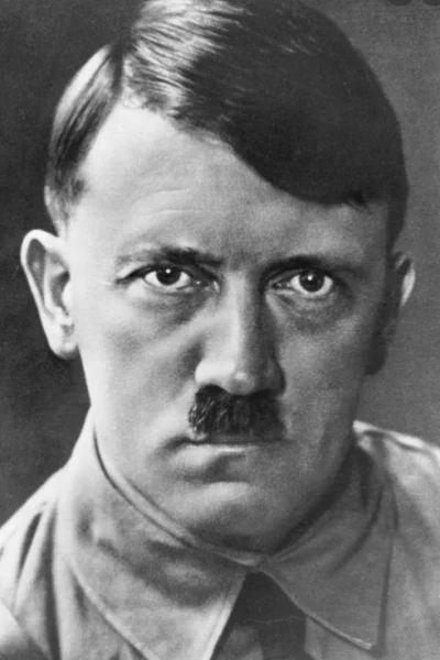 JohnnyPL - Czy przywódca III Rzeszy, Adolf Hitler to #chad? Na zdjęciu ma strasznie p...