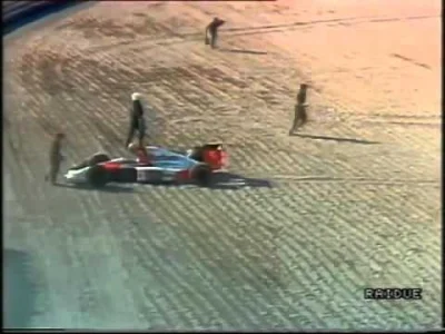 RzutKamieniem - @snieznykoczkodan: Poza tym proszę. Oto Senna atakujący Mansella swoi...