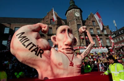 Raffffffffffffffff - Niemcy się śmieją że Putin ma dwie ręce ta odpowiedzialna za eko...
