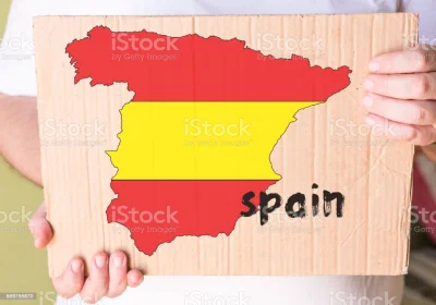 orle - Hiszpania to jest państwo z dykty i kartonu.