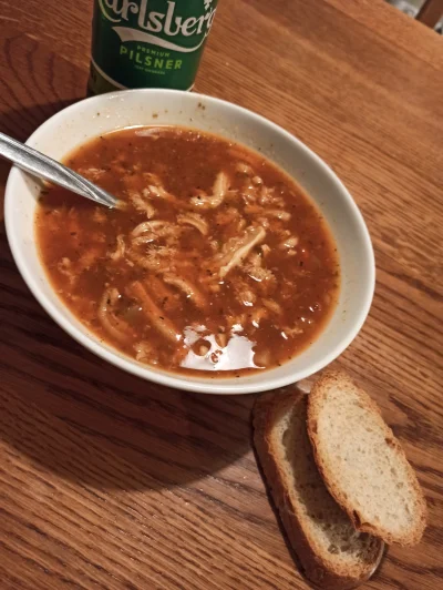 diway - Flaki, chlebek i piwko. 

#foodporn #gotujzwykopem #pijzwykopem