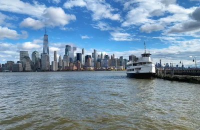 R2D2zSosnowca - @R2D2zSosnowca: Statue of Liberty island ferry gotowy do rejsu. Nie p...