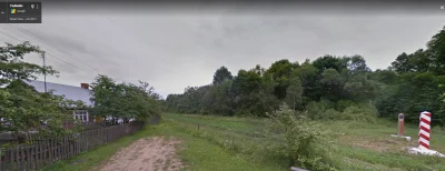 Treda - To najbliższy dom mieszkalny tuż przy granicy jaki znalazłem na Google Maps. ...