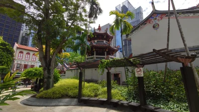 kotbehemoth - Typowy #singapur jest typowy
✓ dużo zieleni
✓ wieżowce
✓ buddyjska świą...