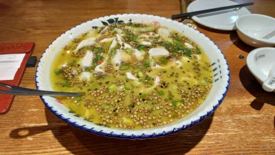 kotbehemoth - Syczuańska ryba z zieloną papryką chilli i toną pieprzu syczuańskiego. ...