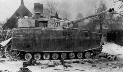Mietowy_ - Panzer IV '45
Schürzen w oryginalnej wersji są płytami, ale z oszczędnośc...