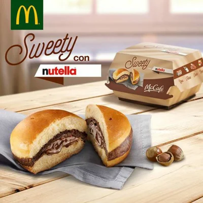 Uqes - @robekk1978 włosi mają w menu McDonald's burgerka z Nutellą