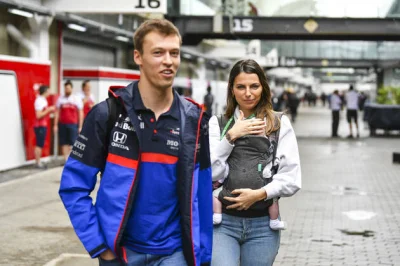 D.....j - Ciekawe czy Kvyat zadzwoni z gratulacjami
#f1