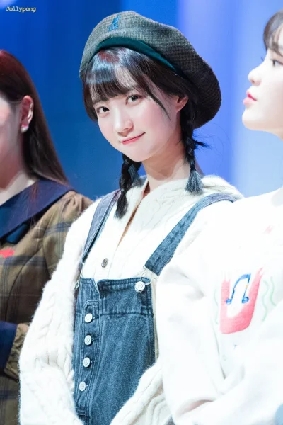 XKHYCCB2dX - #binnie #ohmygirl
#koreanka