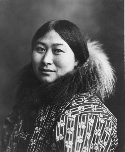 nowyjesttu - Rdzenna kobieta z dalekiej północy. Alaska, Nome, okolice koła polarnego...