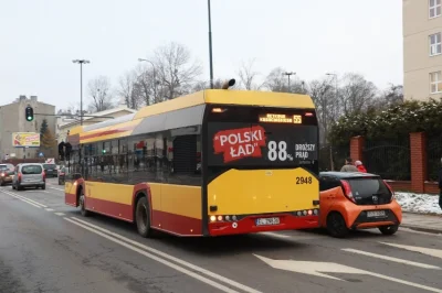 Reezu - > jadąc tramwajem w 5 minut widziałem:

@jaroty: A ja mieszkam w Łodzi i ja...