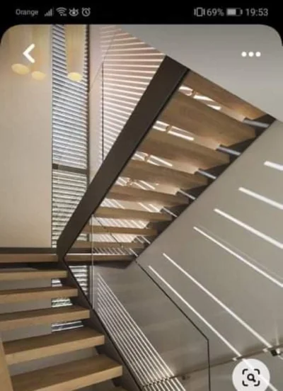 cedric - Muszę zdecydować czy chce w domu schody monolityczne robione na początku czy...