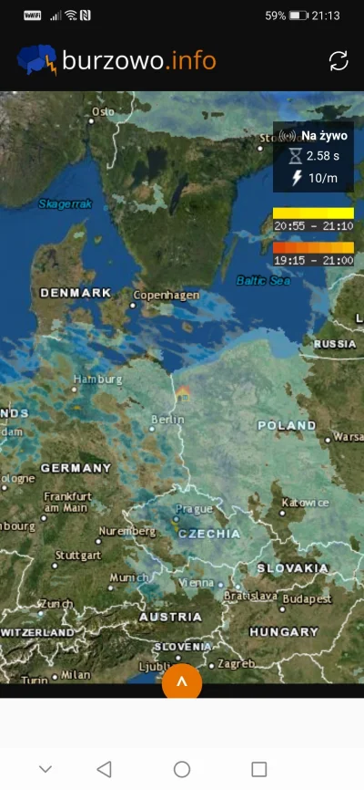 southman - @Igbt no ciekawe czemu ludzie jeżdżą wolniej niż zwykle xD