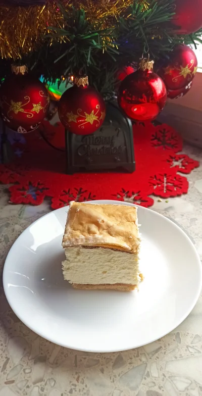Sebik89 - Karpatka jedno z dwóch ciast, które wykonałem na tegoroczne święta! ;) Jesz...