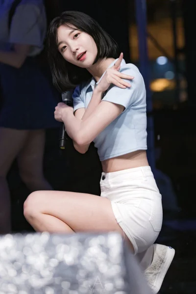 XKHYCCB2dX - #binnie #ohmygirl
#koreanka