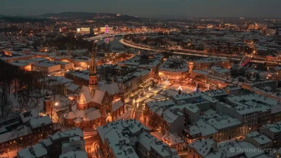 JanParowka - Kraków zimową nocą, widok z perspektywy Podgórza

#krakow
