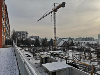 goferek - 1. Kup mieszkanie z oknami tuż obok granicy działki, w budynku wciśniętym n...