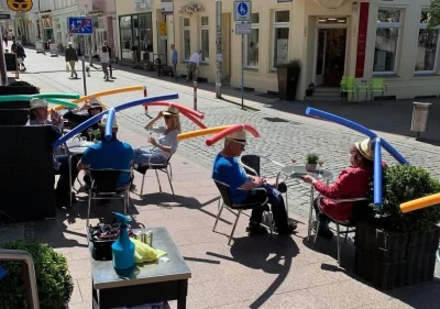 LaurenceFass - Zacznijcie w końcu zachowywać się jak odpowiedzialni, poważni i dorośl...