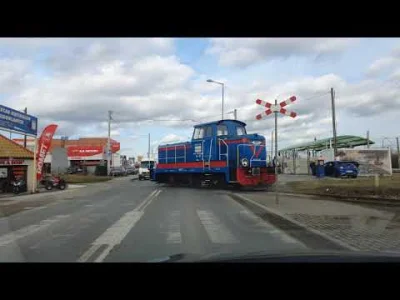ipkis123 - @morda_tela: W Sandomierzu podobnie, poniżej filmik z samą lokomotywą