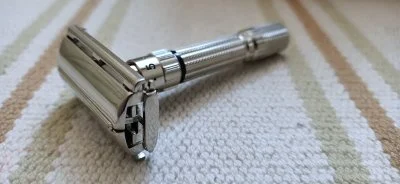 Tami - @AVATARKUBA122: Obecnie odrestaurowany Gillette Adjustable "Fatboy" z 1958 rok...