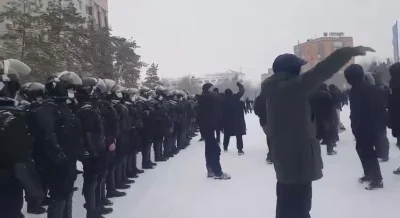 K.....z - Policja w kazachskim mieście Aktobe odmawia zatrzymywania demonstrantów.

...