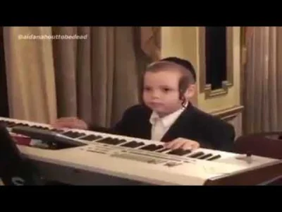CzytajKultureKrytyki - Jak widzę Żyda grającego na klawiszach to od razu mi przychodz...