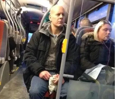 mieszalniapasz - #brucewillis #heheszki #humorobrazkowy 

Bus Willis