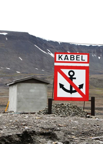 BaronAlvon_PuciPusia - Svalbard: niewyjaśnione uszkodzenie podwodnego światłowodu łąc...