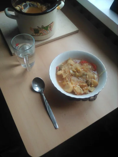 anonymous_derp - Dzisiejsze śniadanie: Bigos (kiszona kapusta, pierś kurczęca, pomido...