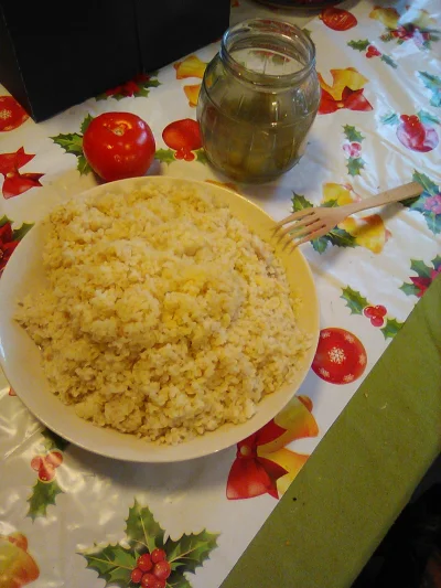 anonymous_derp - Dzisiejsze śniadanie: Kasza bulgur, gotowane filety dorszowe, kiszon...