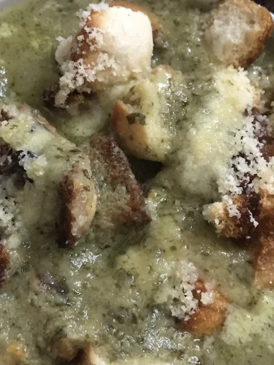paczelok - Czy do zupy cebulowej z grzankami powinno się jeść chlebka ? #pytanie #ank...