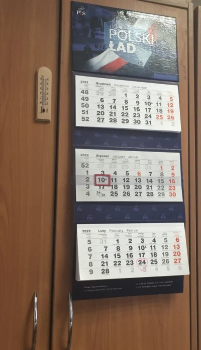 morgis - Kalendarz promujący Polski Ład. A w nim zaznaczone miesięcznice smoleńskie