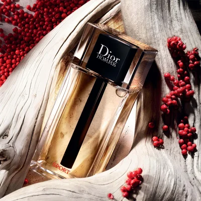 dmnbgszzz - #perfumy #rozbiorka

Dior Homme Sport 2021(nowość) - 3 zł/ml.

Głowa:...