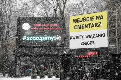 ksndr - Cmentarz Rakowicki w Krakowie ( ಠ_ಠ)
gwoli ścisłości nie jestem antyszczepem...