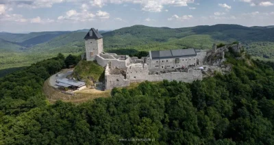 SzaloneWalizki - Czołem Mireczki i Mirabelki

Od kilku lat odwiedzamy winnice w Tok...