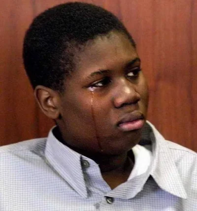 MordechajGajusz - 13-letni Amerykanin Lionel Tate płacze po tym, jak usłyszał wyrok w...