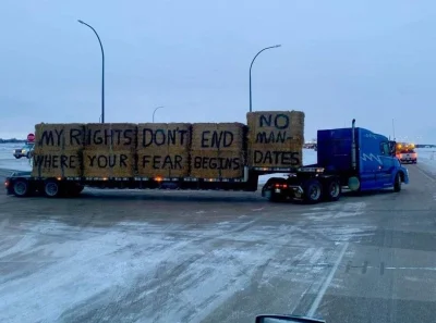 covid_duck - #kanada 
#koronawirus 
#truckersforfreedom