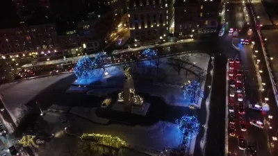 covid_duck - Niesamowity nocny widok miasta i świateł samochodowych z lotu ptaka z dź...