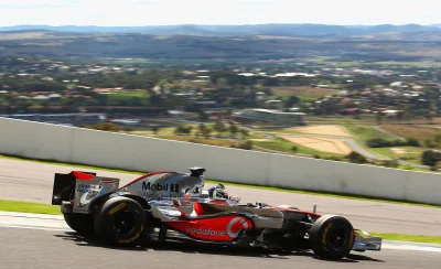 g.....u - Craig Lowndes (McLaren) - Bathurst 2011
#f1