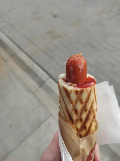 A.....3 - "Teraz przejmujemy sieć hot-dogów" - pod marką "Dirty Cock"