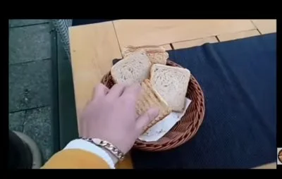 StarySmotruch - złodziej chleba
#kononowicz