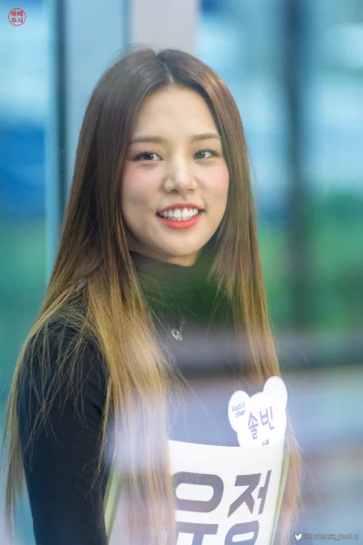 XKHYCCB2dX - #solbin #laboum 
#koreanka #kronografia