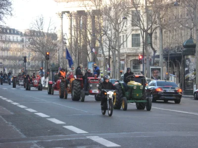 mpetrumnigrum - Zapomniałem wczoraj dodać że ten Harley 125 2T prowadził kolumnę ciąg...