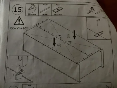 thuia - Ktoś wie do czego służy ten plastikowy trójkątny cóś w lewym dolnym rogu? Wg ...