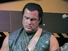 Bulgo - A od kiedy to Steven Seagal w ZUSie pracuje? ( ͡° ͜ʖ ͡°)