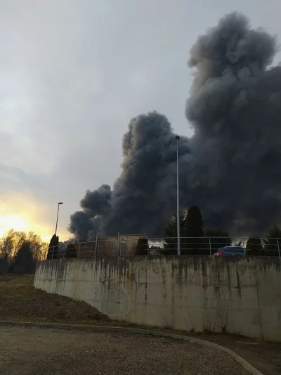 nerkanarowerze - Ale srogo się kopciło.