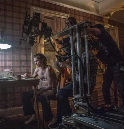 erebeuzet - #film #zakulisami 76
Joaquin Phoenix w trakcie krecenia "Joker"