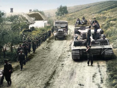 wojna - Niemieckie czołgi Panzer VI 'Tiger' z 503 Ciężkiego Batalionu Pancernego w re...